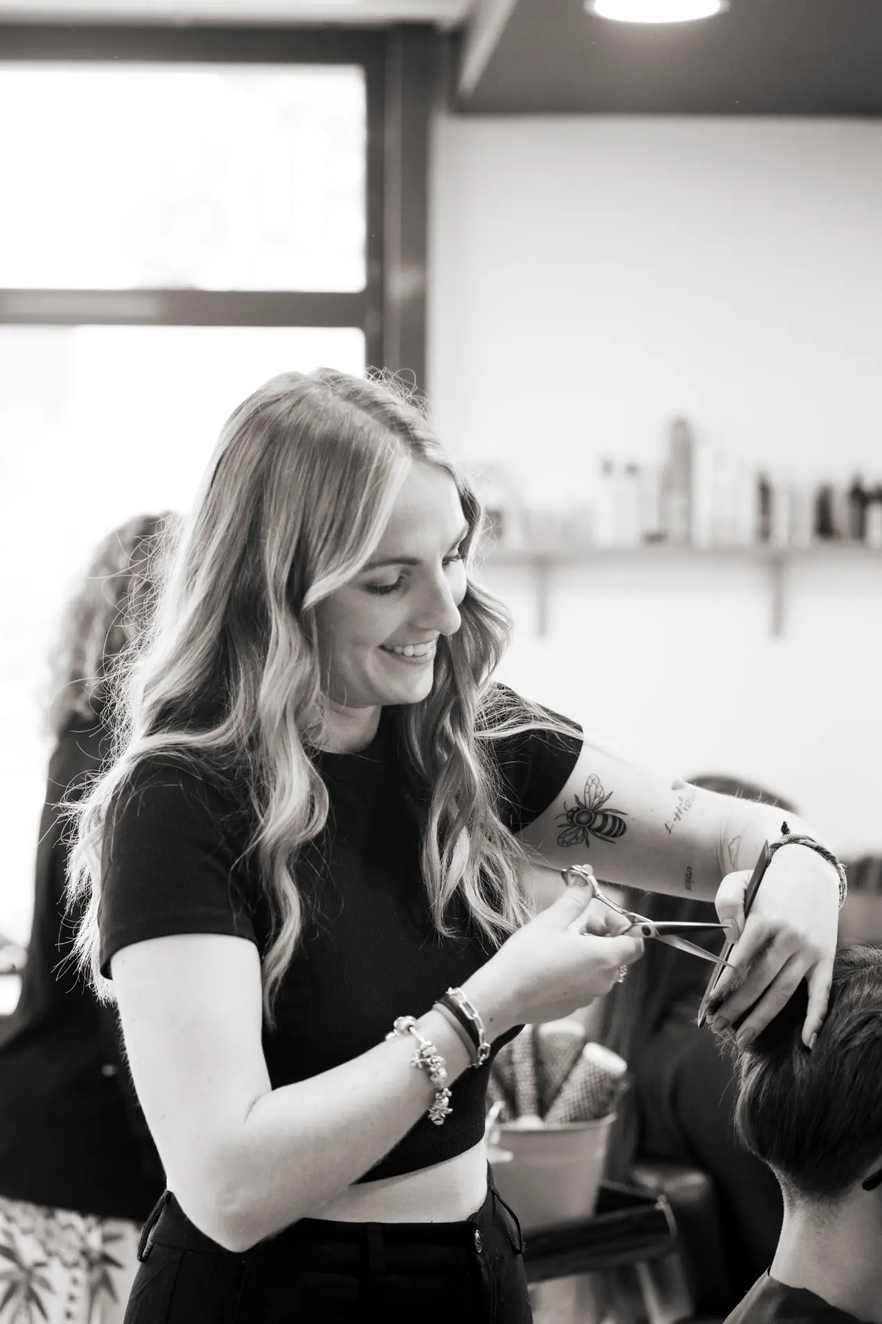 elegance-groupe-salon-coiffeur-angers (15) elegance-groupe-salon-coiffeur-angers (15)