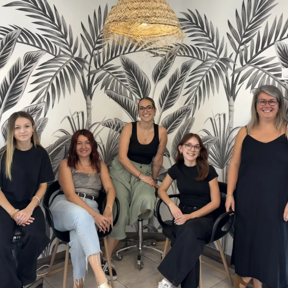 salon-elegance-groupe-trelaze elegance-groupe-salon-coiffeur-angers (2)